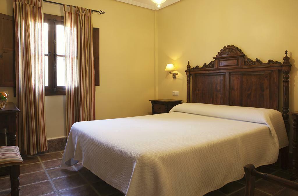 Hospederia Santiago Hotel Chiclana de la Frontera Kültér fotó